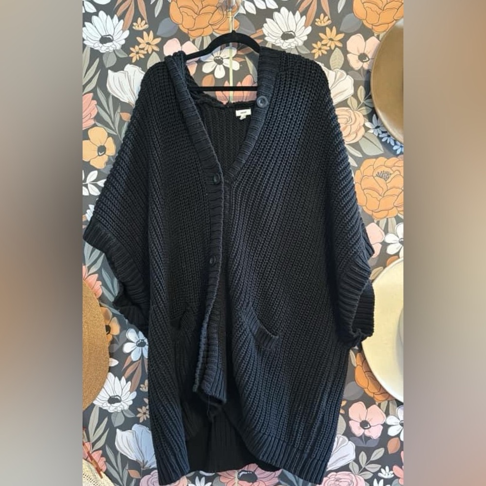 Aerie black heavy poncho